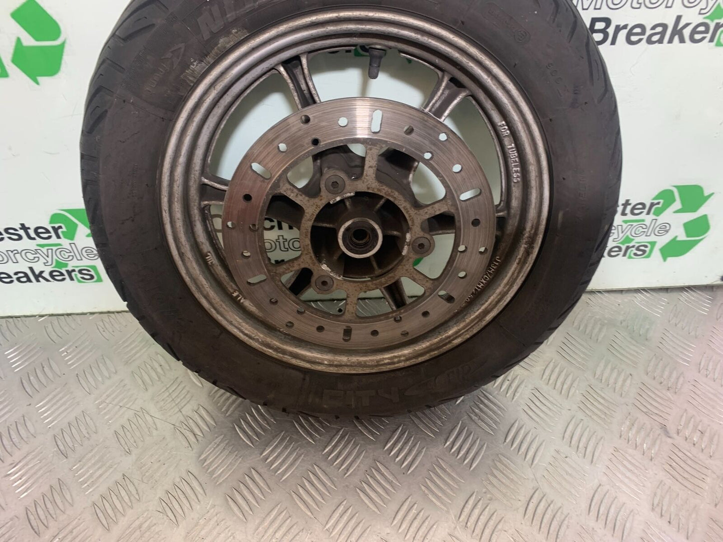 SUZUKI AN 200 UN 200 BURGMAN FRONT WHEEL   YEAR 2007-09 (CMB1128)