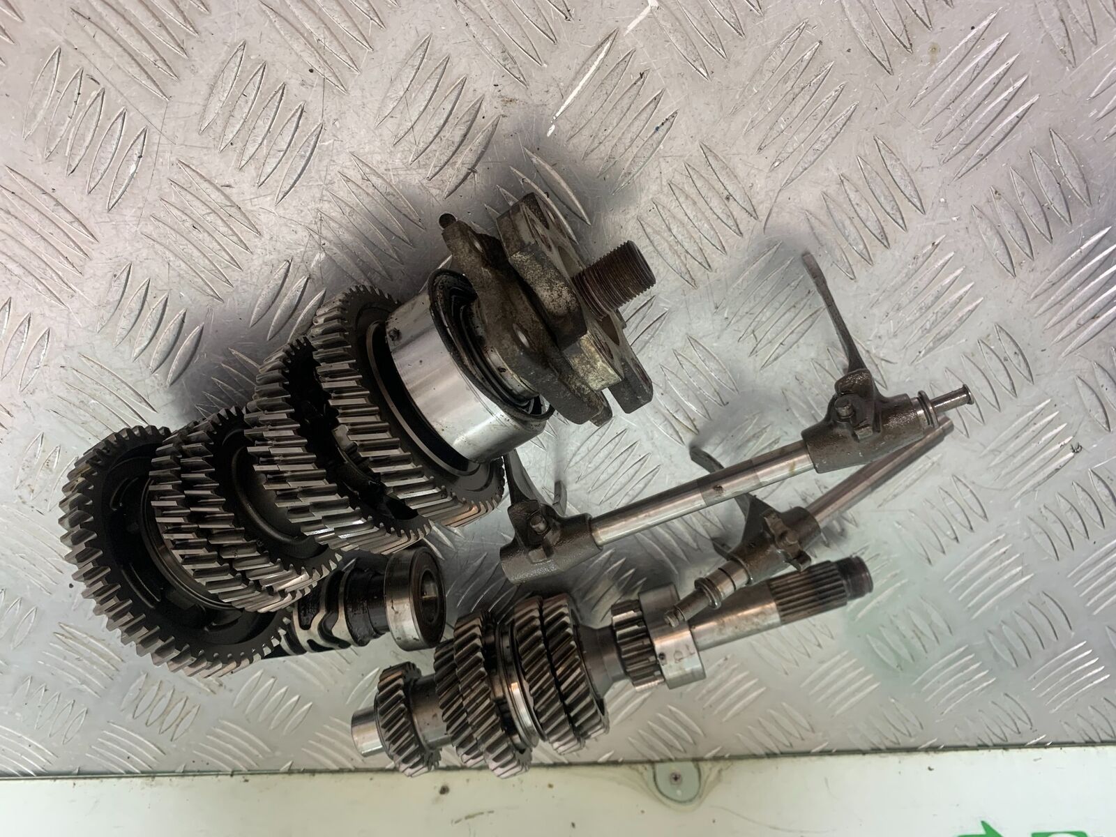 TRIUMPH THUNDERBIRD 1600 GEARBOX GEAR BOX   YEAR 2011 (CMB1107)