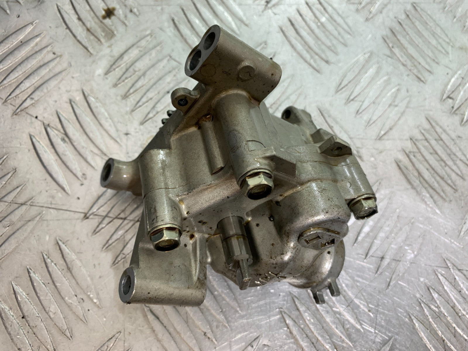 HONDA CBR1000 RR OIL PUMP YEAR 2008-2011 (CMB1330)