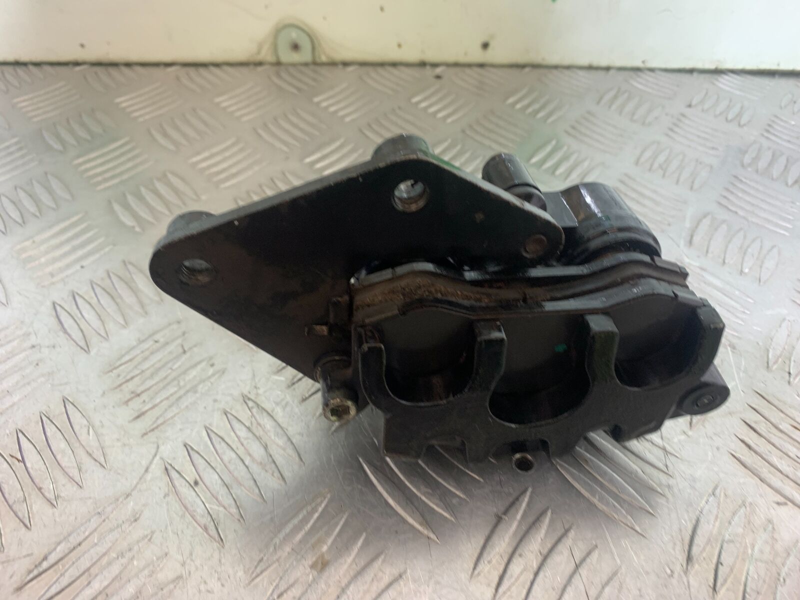 SINNIS TERRAIN 125 FRONT BRAKE CALIPER   YEAR 2024 (CMB1072)