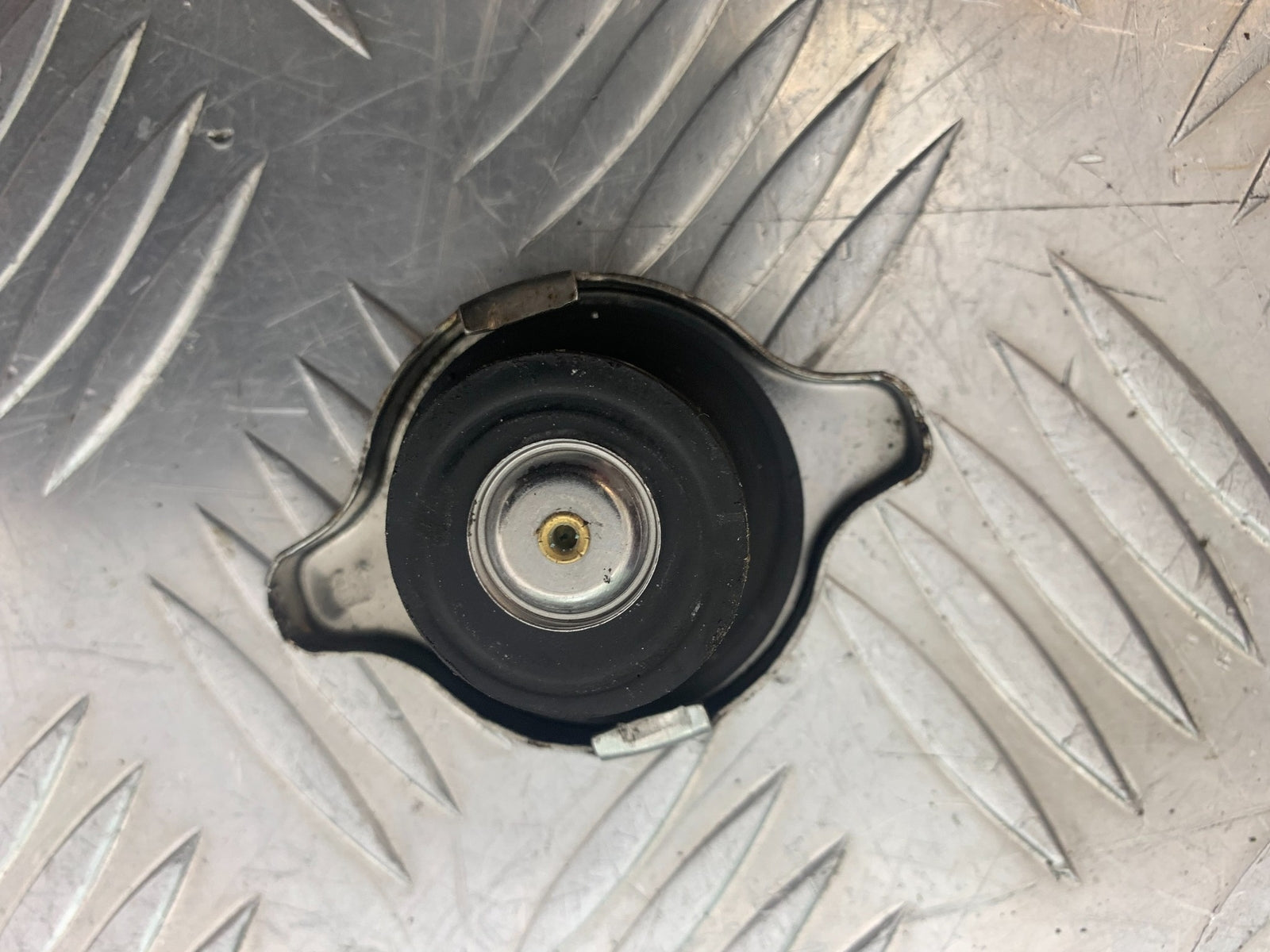 BMW K1200 K 1200 LT RADIATOR CAP    YEAR 1999-07 (CMB1138)