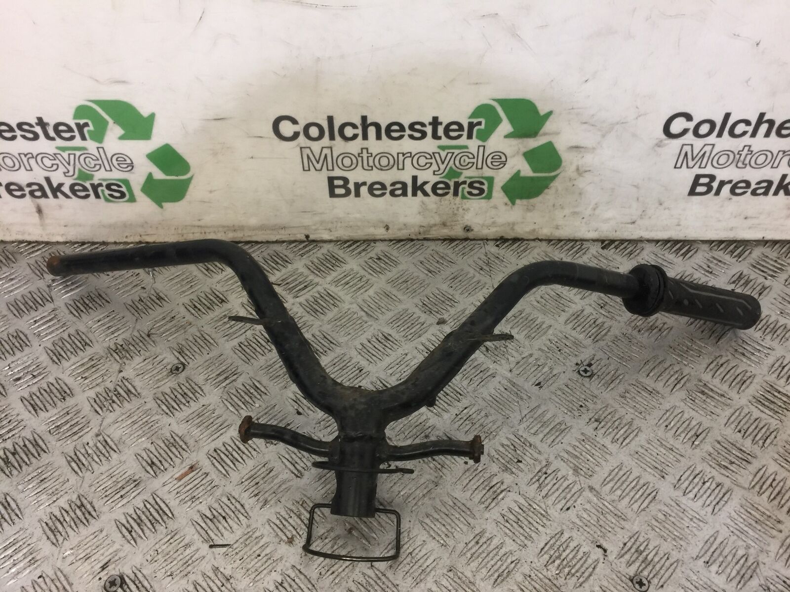 KAWASAKI J300 J 300 HANDLEBARS   YEAR 2015 (STOCK 711)