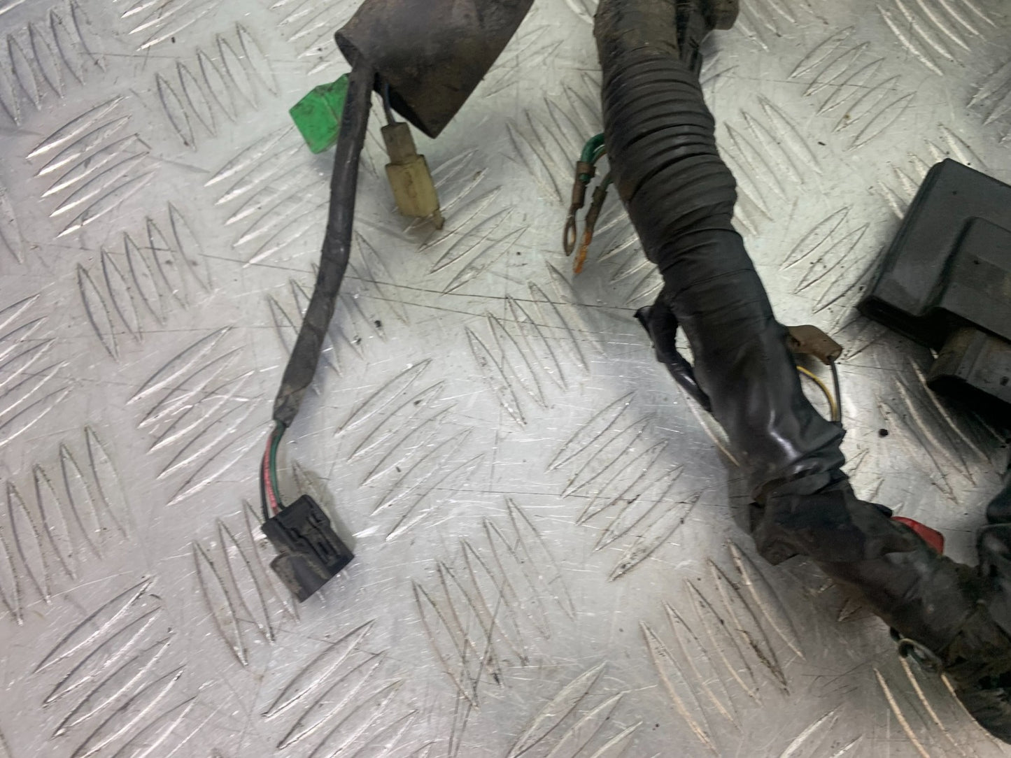 HONDA NT 700 V DEAUVILLE ECU WIRING LOOM (NO KEY)   YEAR 2006-2011 (CMB1211)