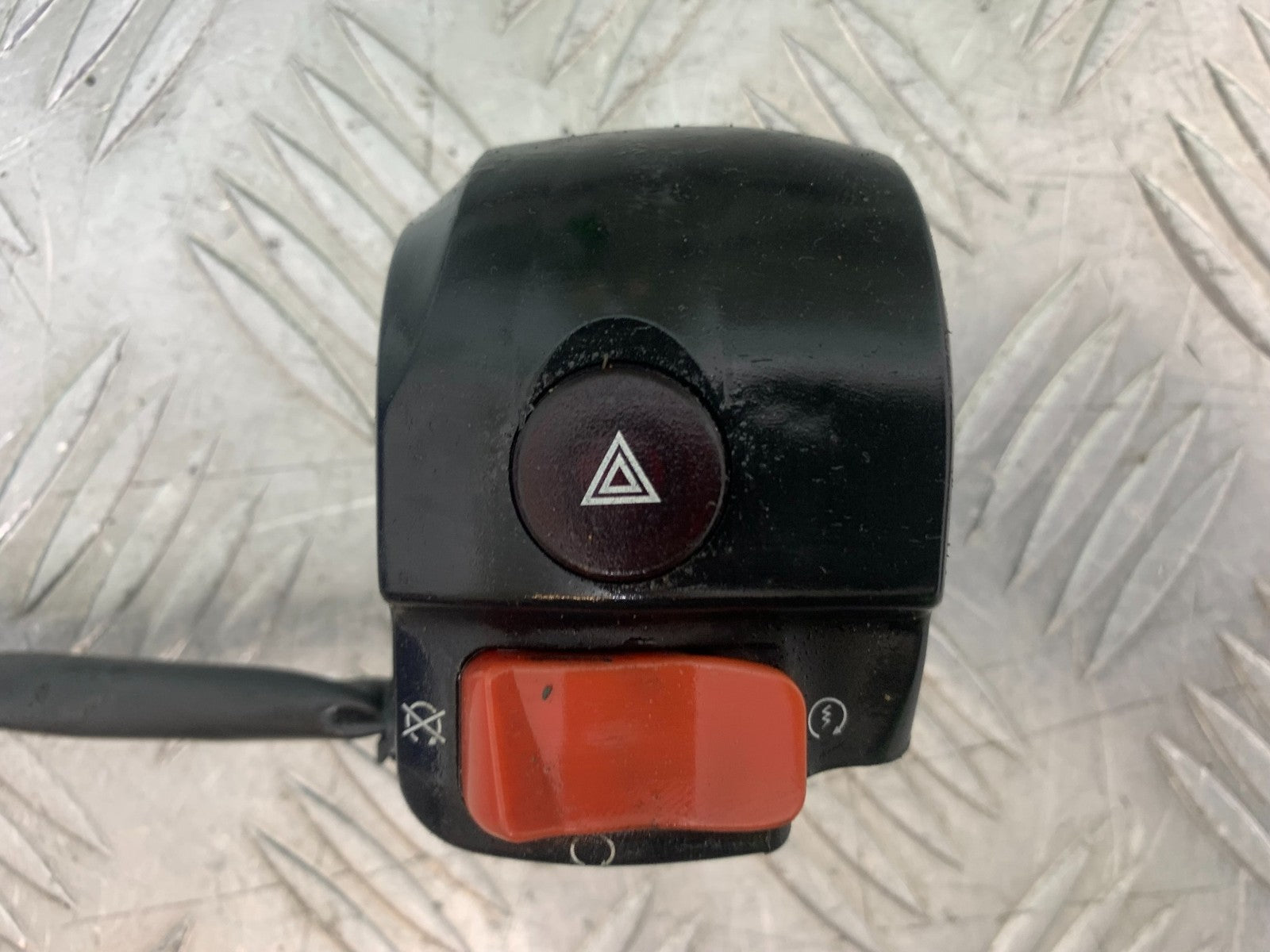 APRILIA 650 PAGASO STRADA RIGHT SWITCH GEAR   YEAR 2005-2010 (CMB1260)