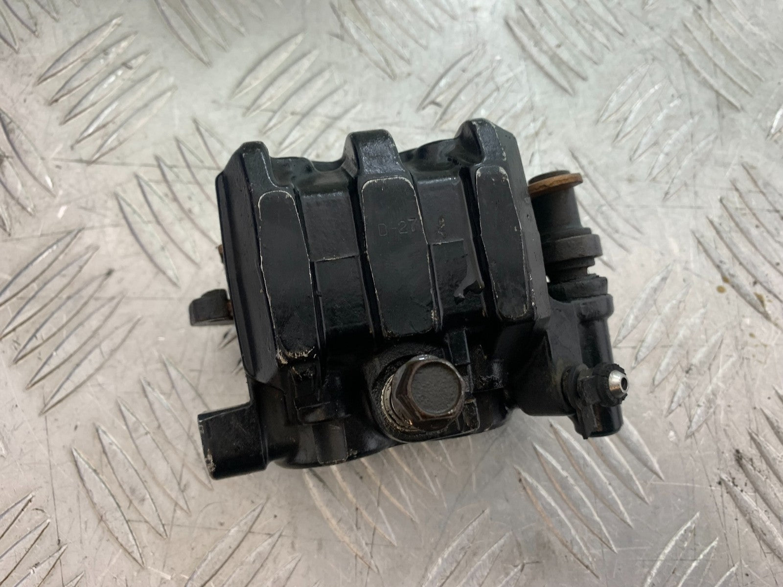 TRIUMPH TROPHY 900 REAR BRAKE CALIPER  YEAR 1991-95 (CMB1251)