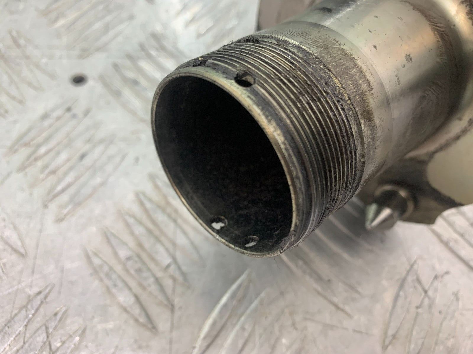 DUCATI 1198 S REAR WHEEL SPINDLE   YEAR 2009-2011 (CMB1219)