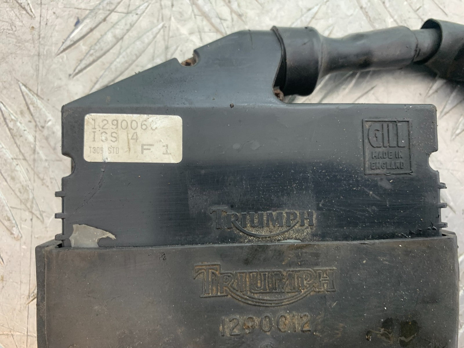 TRIUMPH TROPHY 900 CDI UNIT  YEAR 1991-95 (CMB1251)