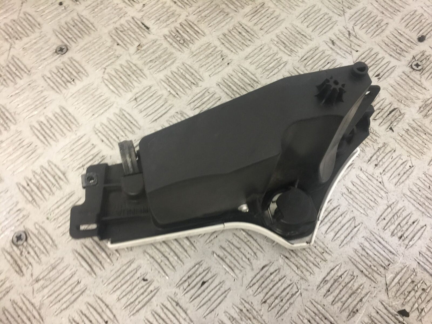 HONDA CB1300 CB 1300 SA-7 LEFT POCKET AND LID  YEAR 2005-2009  STOCK 623