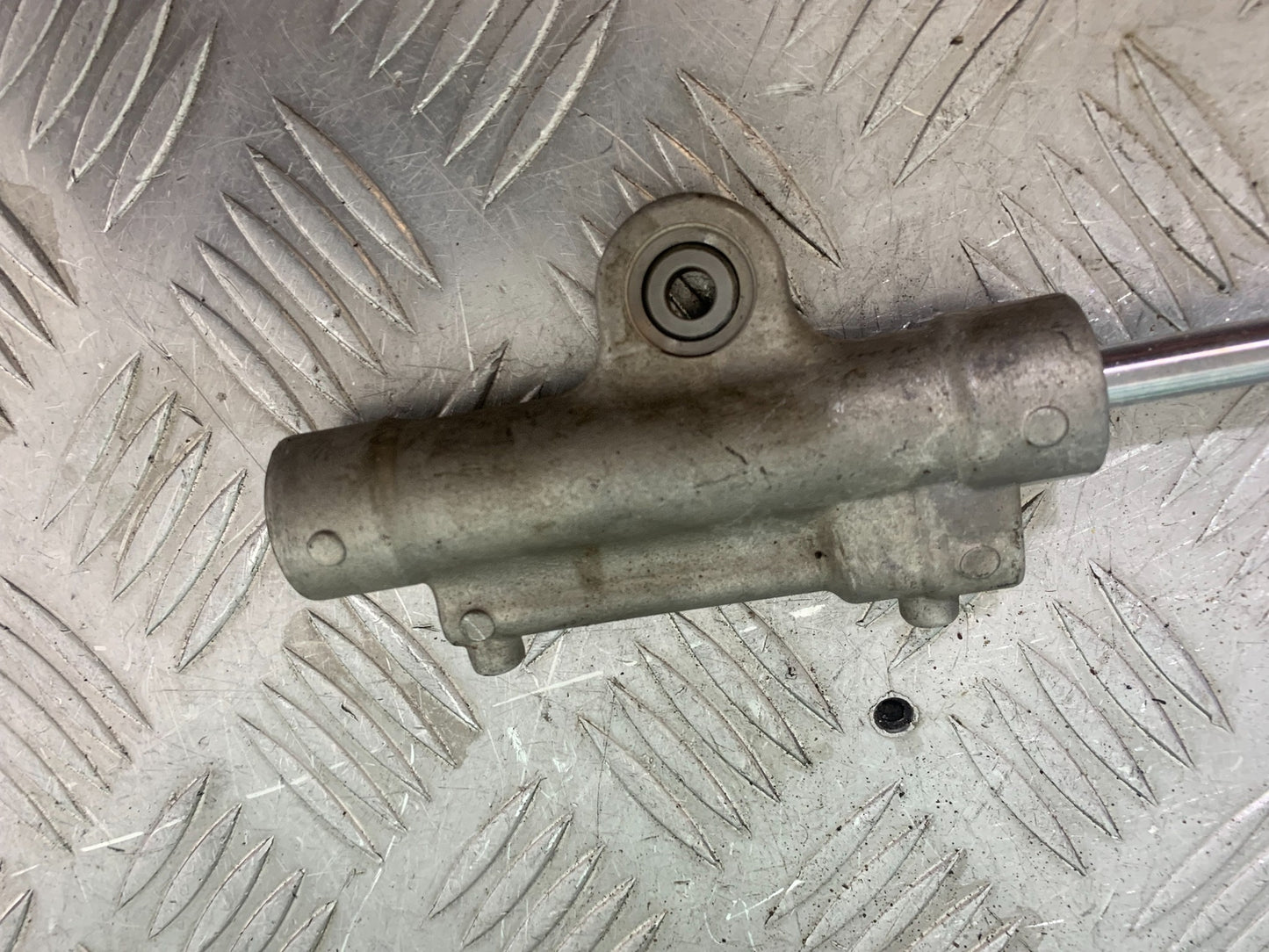 YAMAHA YZF R1 STEERING DAMPER   YEAR 2004-2006 (CMB1155)