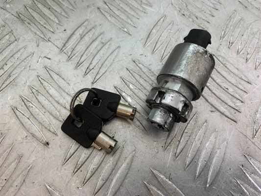 HARLEY DAVIDSON FXS BLACKLINE 1585 IGNITION SWITCH AND KEYS YEAR 2012 (CMB1147)