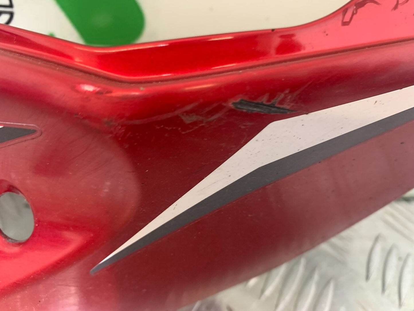 HONDA CBR650 F CBR 650F LEFT SEAT PANEL   YEAR 2014-17  (CMB1130)