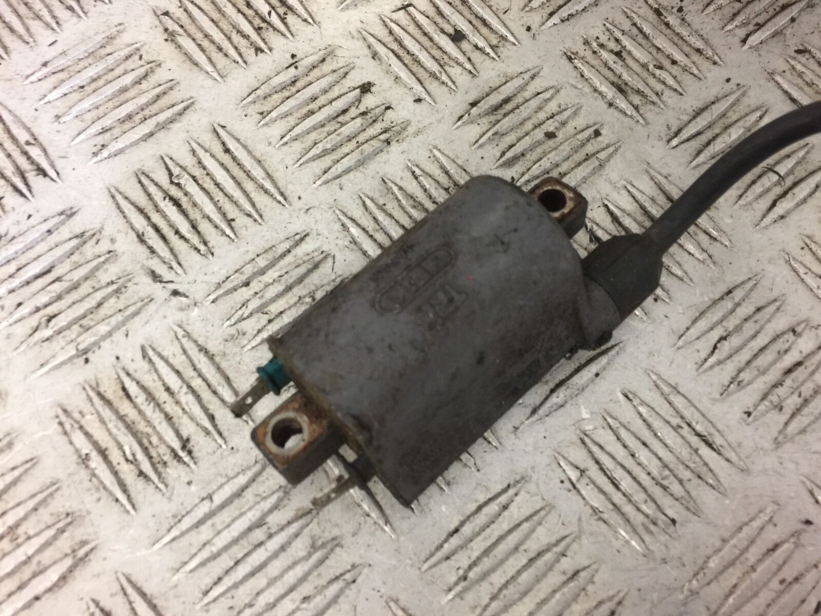 KAWASAKI ER5 COIL  YEAR 1990 (STOCK 519)