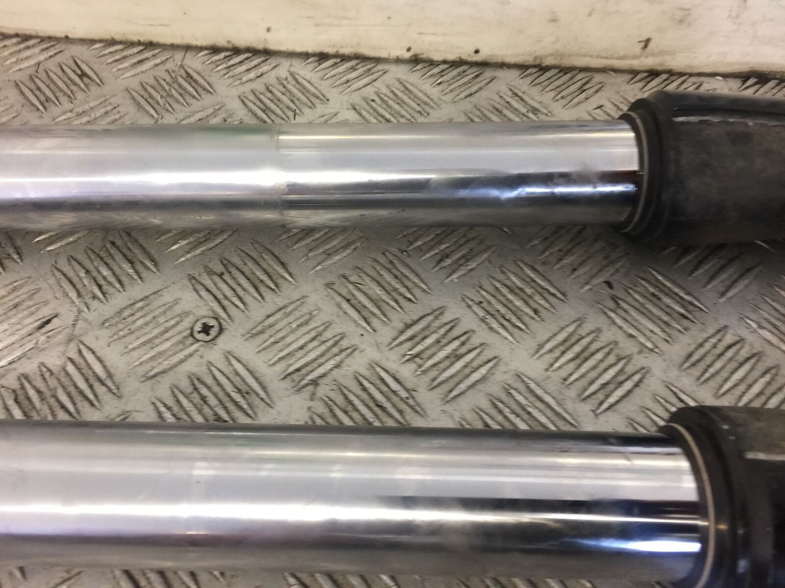 MOTO GUZZI SPORT 4V FORKS   YEAR 2009 (STOCK 469)