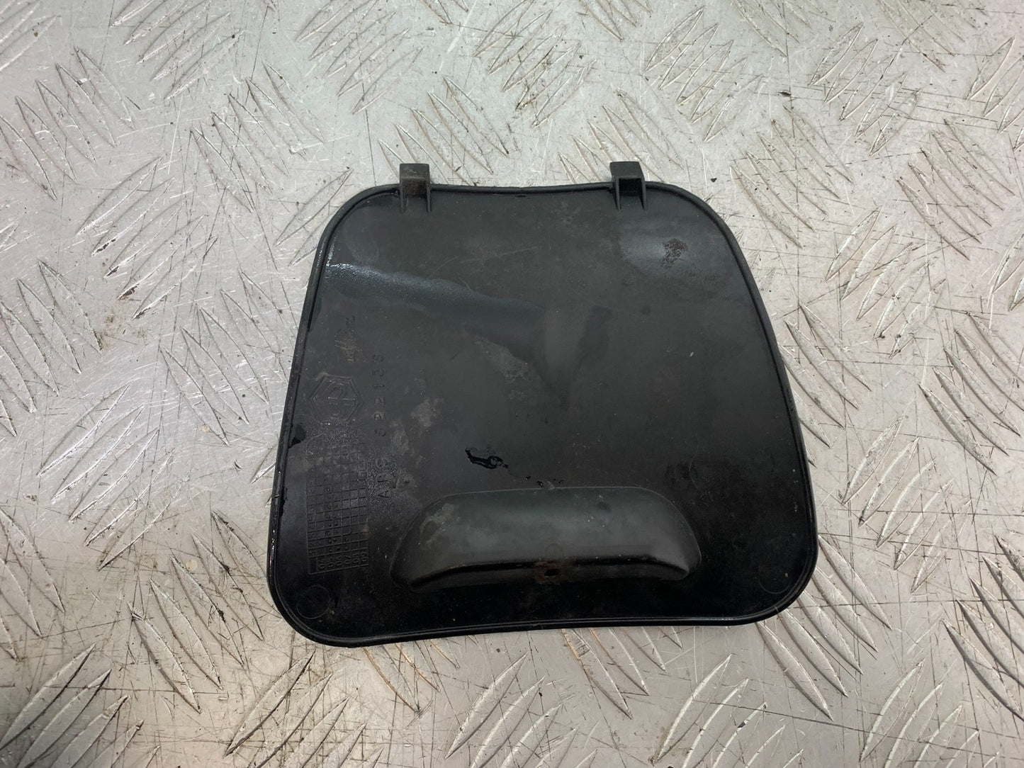 PIAGGIO VESPA LX50 LX S 50 INFILL PANEL  YEAR 2007-2016 (CMB1290)