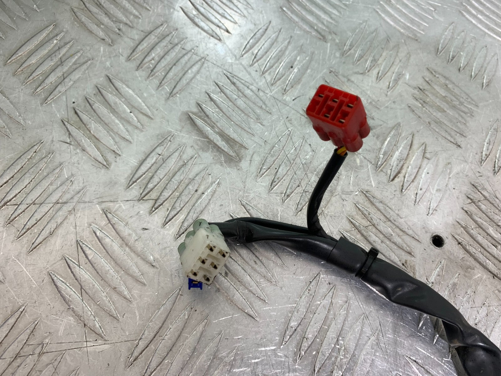 KTM 125 DUKE LEFT SWITCH GEAR YEAR 2018-2023 (CMB1185)