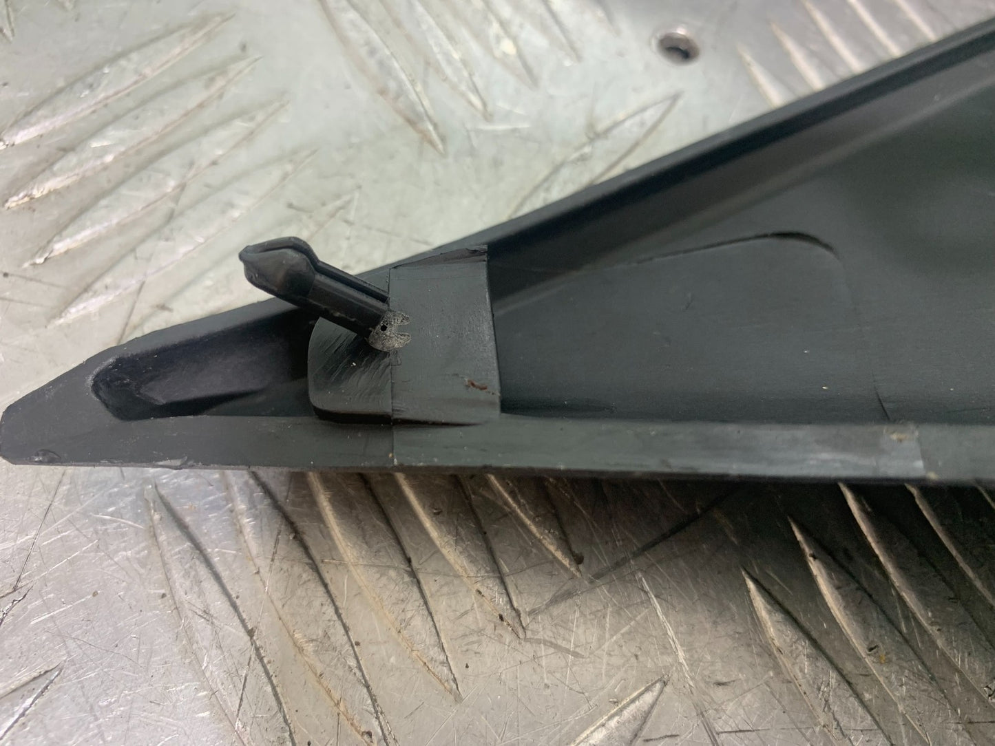 HONDA CBR600 CBR 600 RR LEFT AND RIGHT SIDE INFILLS    YEAR 2003-2004 CMB1173)