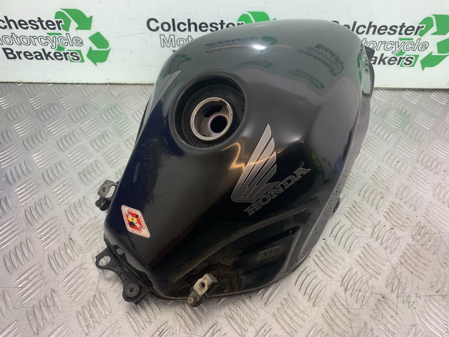 HONDA CB500 F CB500F PETROL TANK YEAR 2013-2015  (CMB1235)