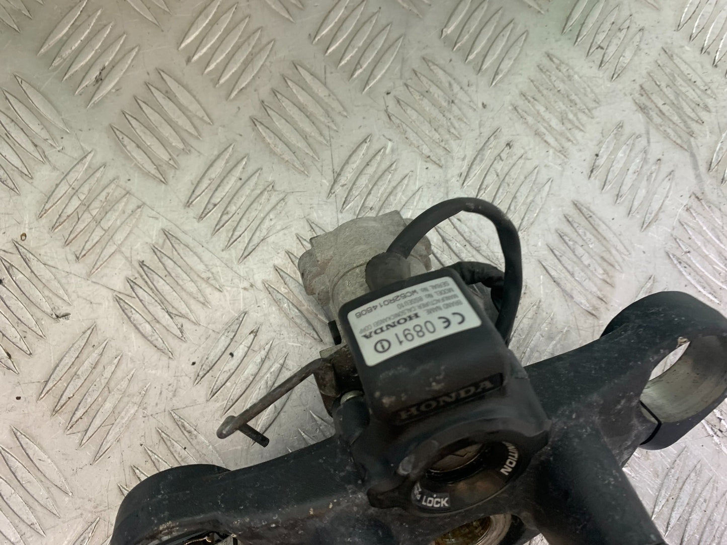 HONDA NT650 V DEAUVILLE ECU LOCKS AND KEY   YEAR 1998-01(CMB1320)
