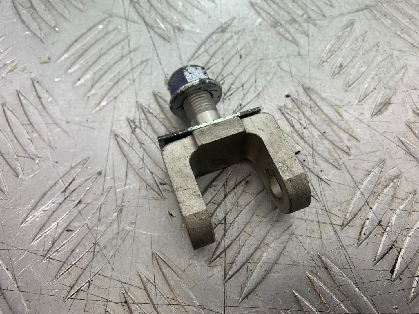 YAMAHA YZF R1 4C8 REAR SHOCK MOUNT  YEAR 2007-2008 (CMB1237)