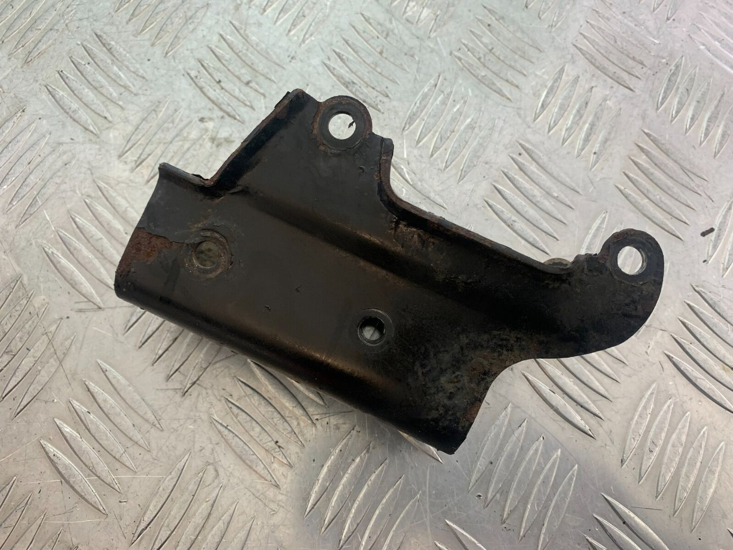 SINNIS TERRAIN 125 ENGINE BRACKET  YEAR 2018 (CMB1123)