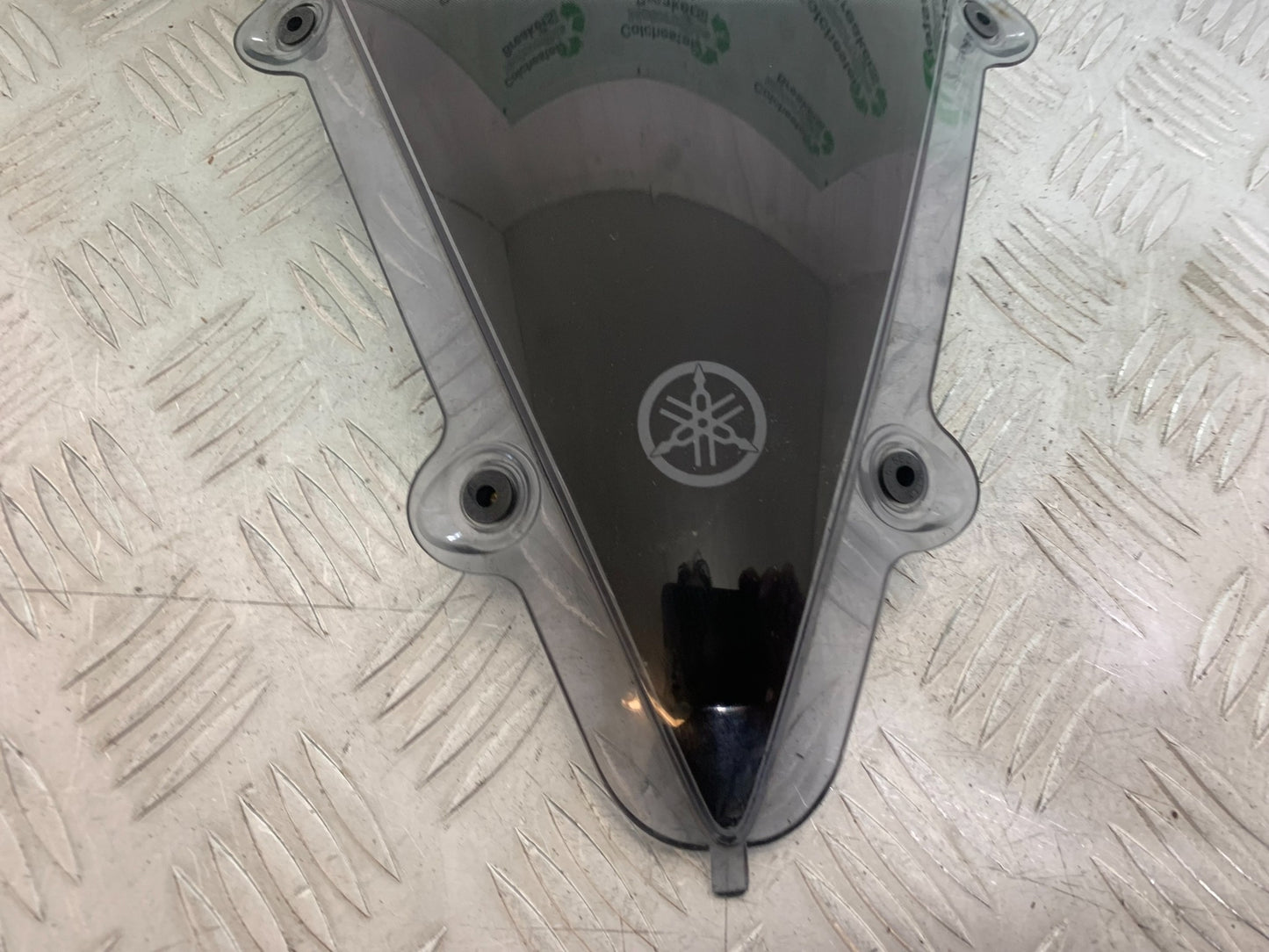 YAMAHA YZF R1 SCREEN YEAR 2004-2006 (CMB1155)
