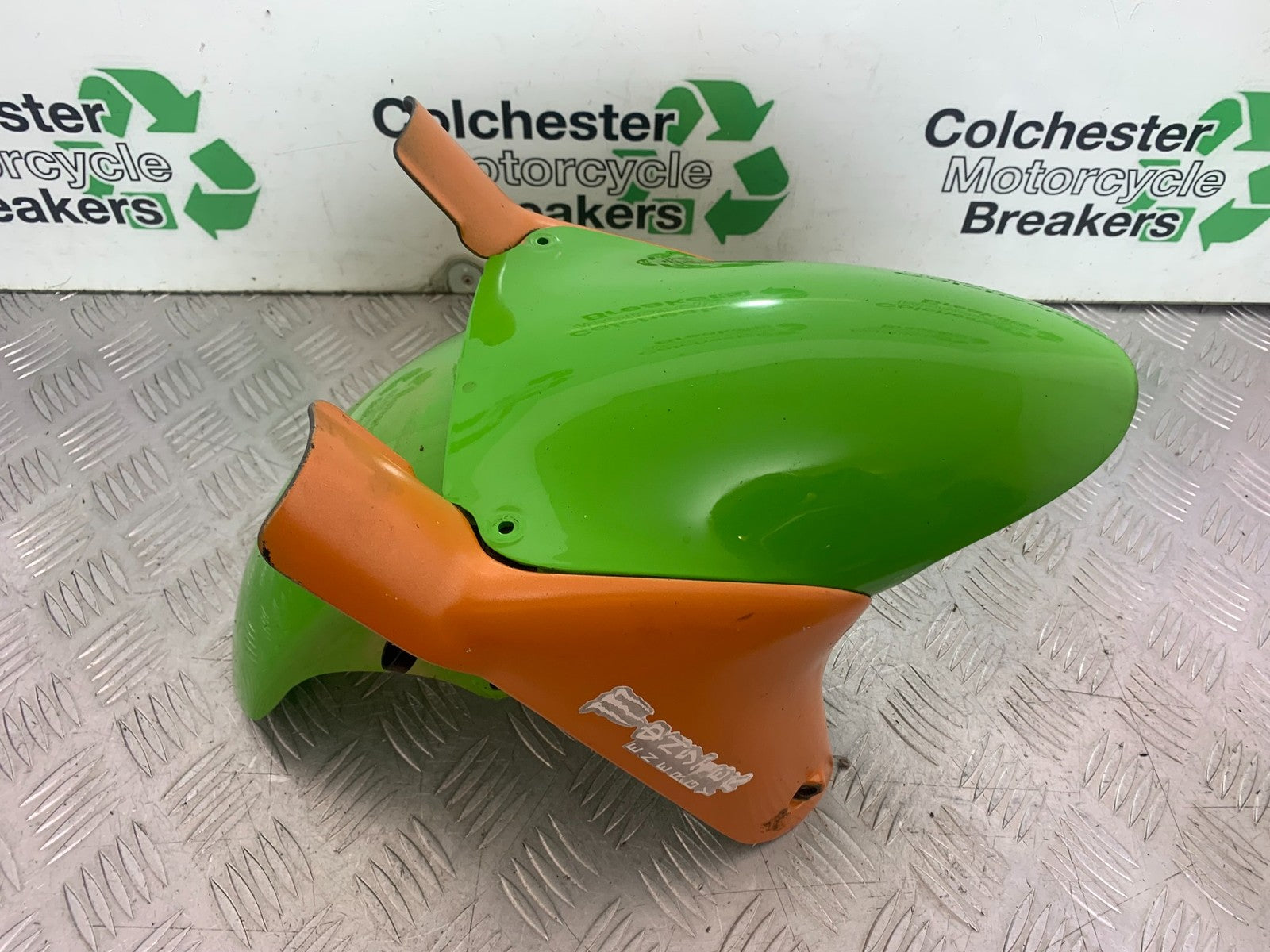 KAWASAKI ZX9R ZX9 E1 FRONT MUDGUARD  YEAR 2000-01 (CMB1171)
