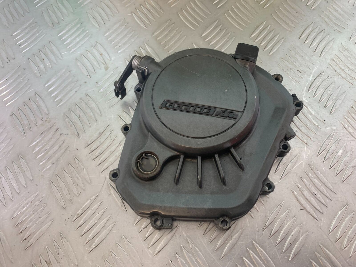 KTM DUKE 125 CLUTCH COVER   YEAR 2012 -2016