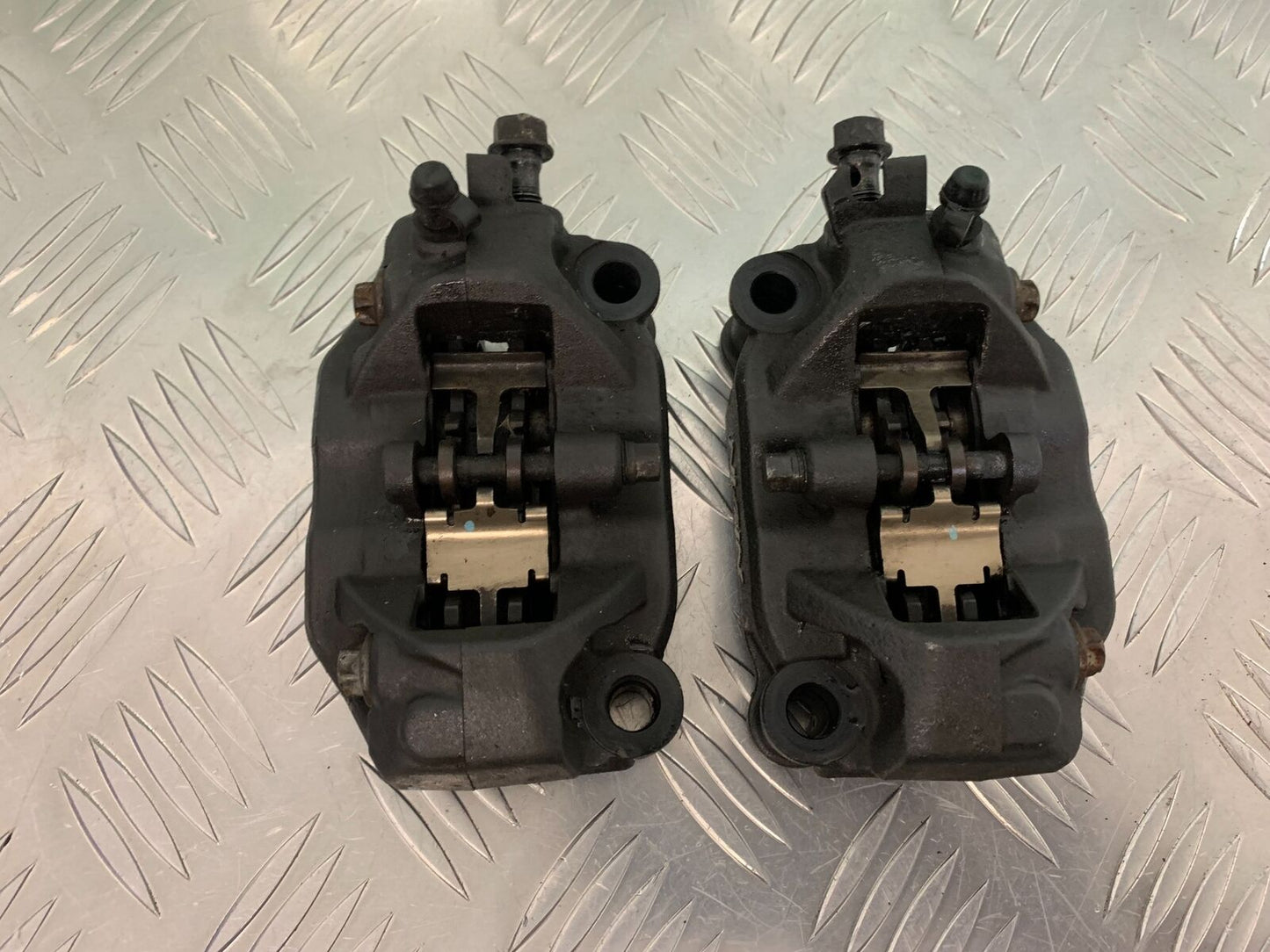 HONDA CB500 F CB500F FRONT BRAKE CALIPERS   YEAR 2022 (STOCK 951)