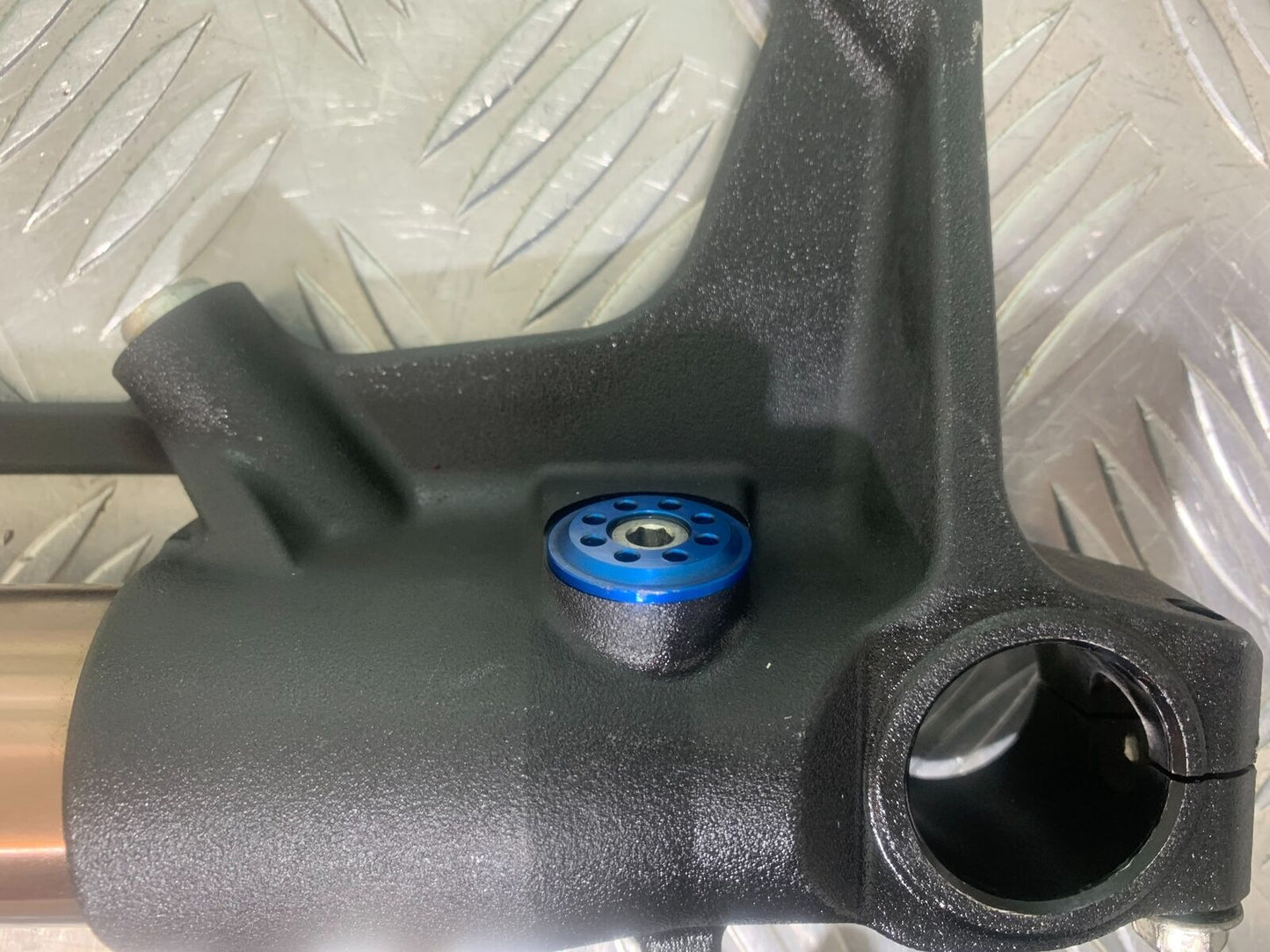 SUZUKI GSXR1000 GSXR 1000 FORKS  2009-2016 (CMB1049)