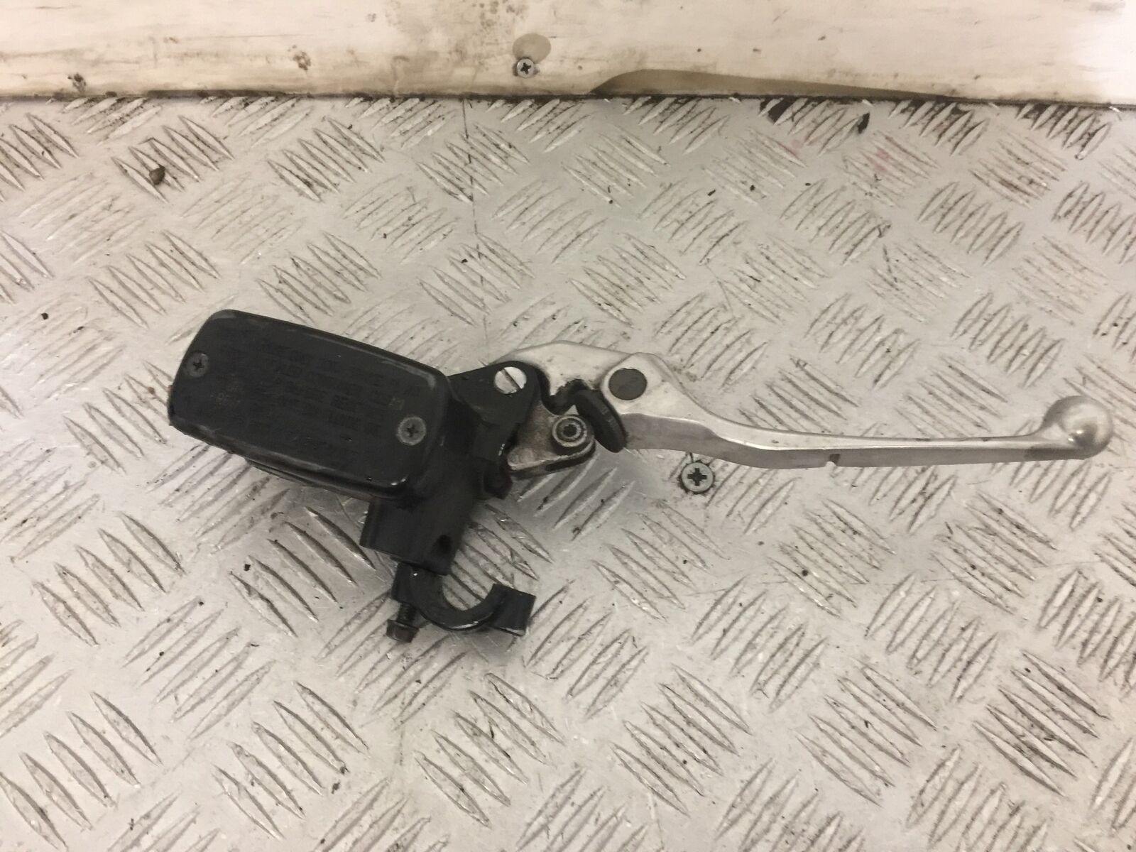 HONDA NT 700 V DEAUVILLE FRONT BRAKE MASTER CYLINDER  YEAR 2006-2010 (STOCK 840)