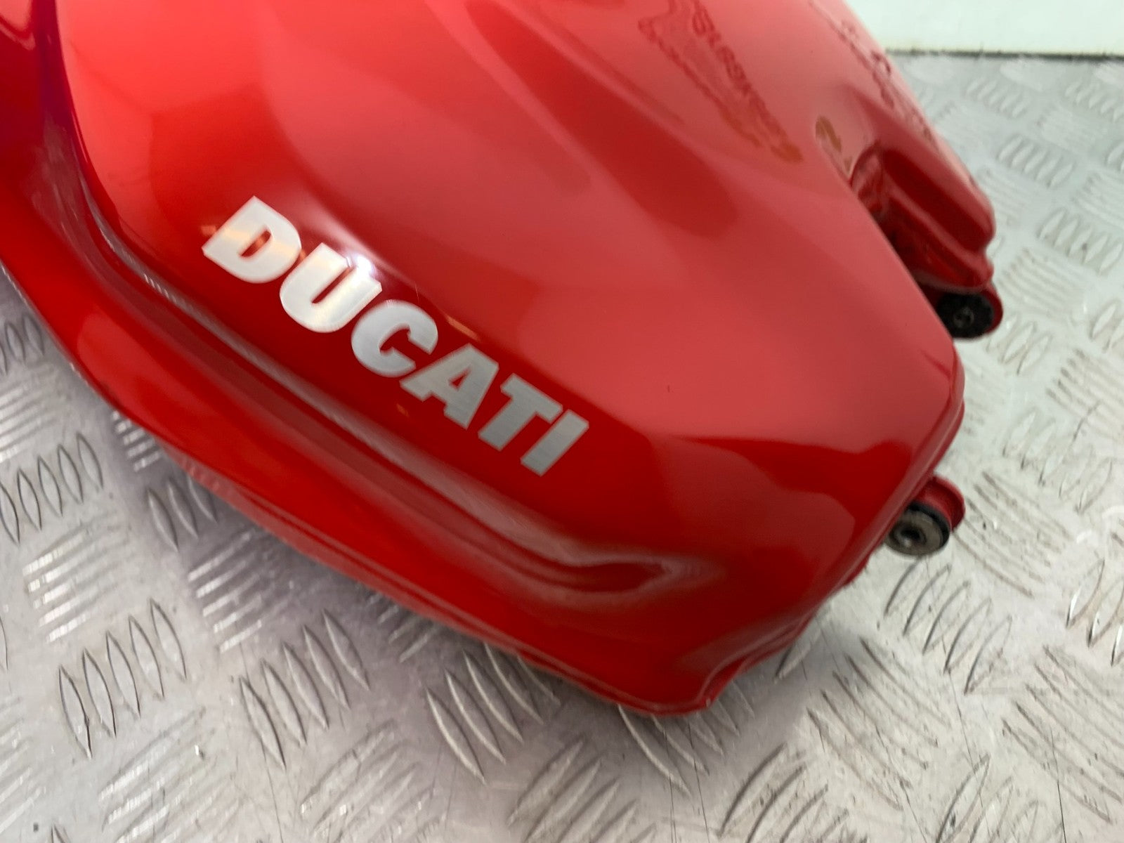 DUCATI 1299 PANIGALE PETROL TANK   YEAR 2016 (CMB 1187)