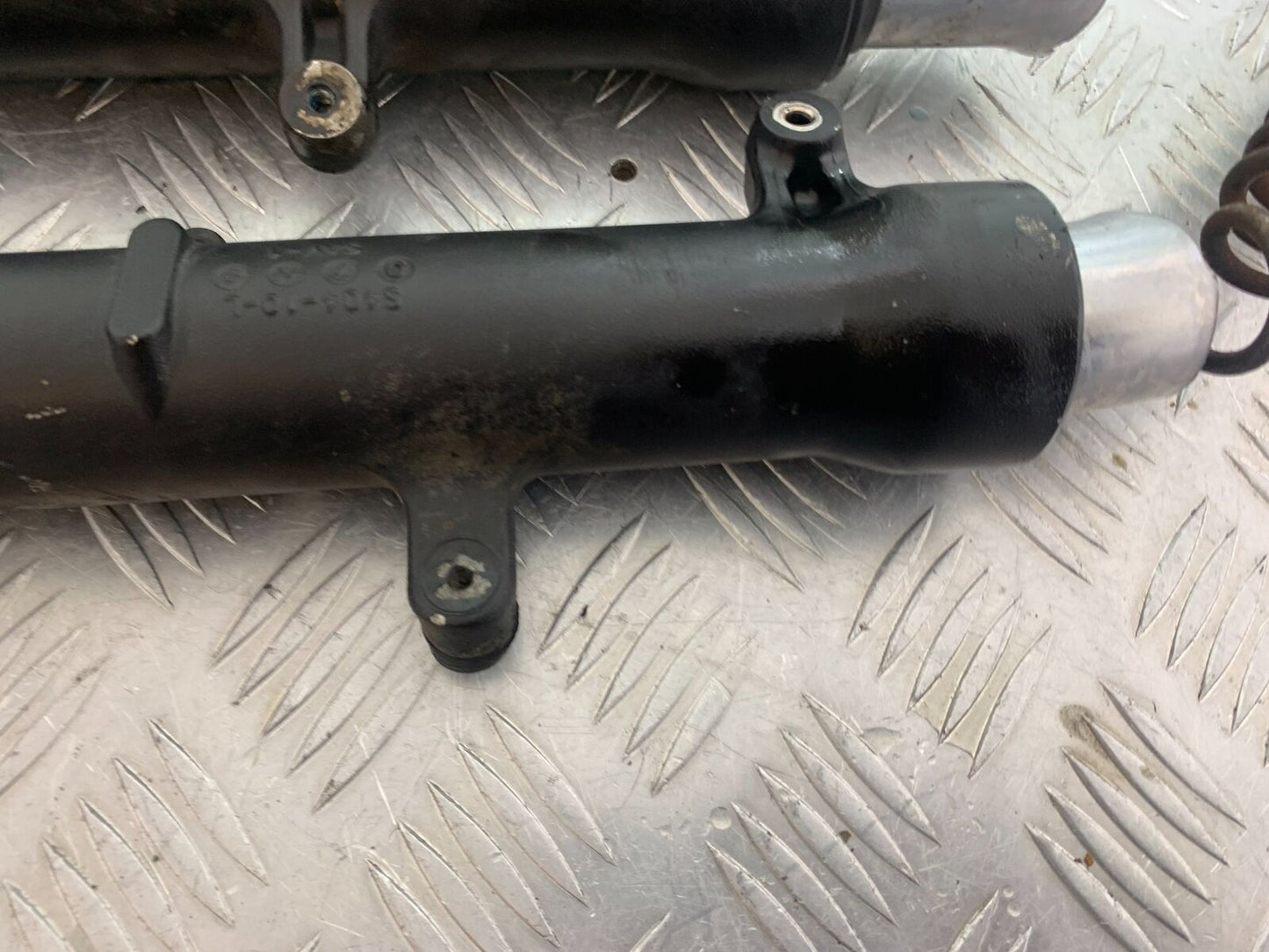SUZUKI DL 650 V-STROM FORK BOTTOMS YEAR 2020 (CMB1117)
