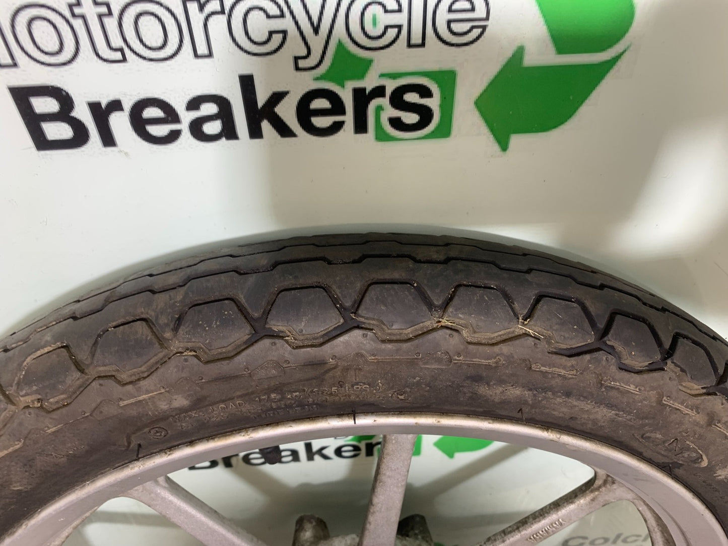 YAMAHA YBR125 CUSTOM FRONT WHEEL  YEAR 2008-2016 (CMB1192)
