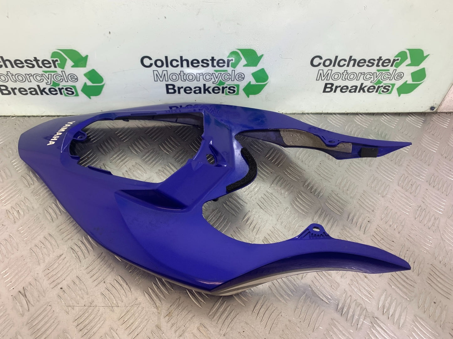 YAMAHA YZF R1 TAIL PIECE SEAT UNIT YEAR 2004-2006 (CMB1155)