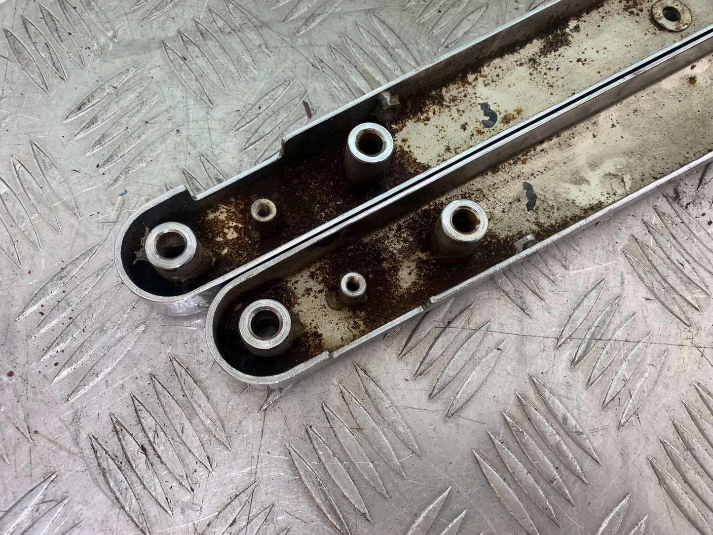 KAWASAKI VN1500 CLASSIC CHROME FRAME COVERS  YEAR 1999 -2006 (CMB1166)