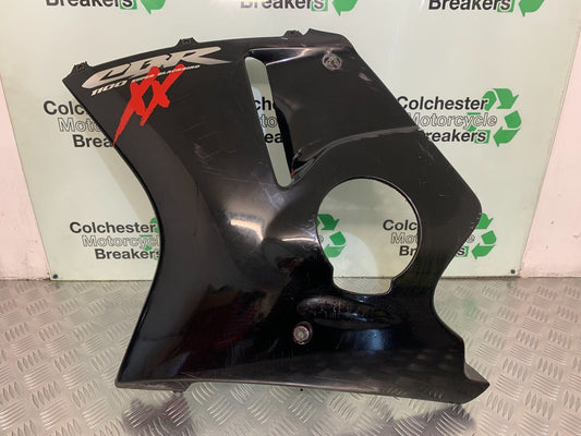 HONDA CBR1100 BLACKBIRD LEFT FAIRING PANEL  YEAR 1996-1998 (STOCK 936)