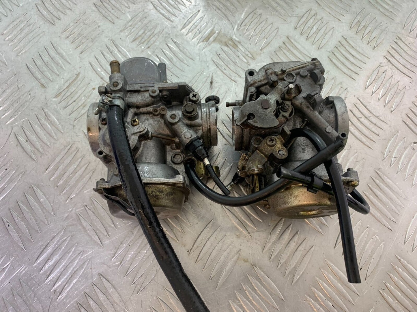 SUZUKI VS1400 VS 1400 INTRUDER CARBS  YEAR 1988 (CMB1077)
