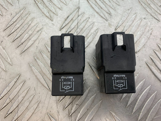 BMW M1000  2 X RELAYS  YEAR 2023-2024 (CMB1140)