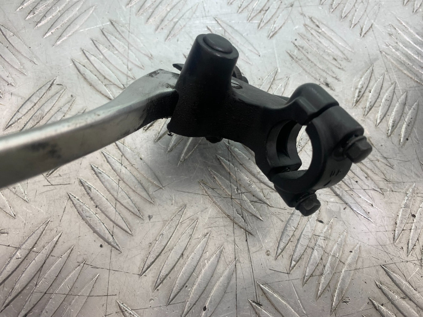 HONDA NT 700 V DEAUVILLE CLUTCH LEVER AND BRACKET   YEAR 2006-2011 (CMB1211)