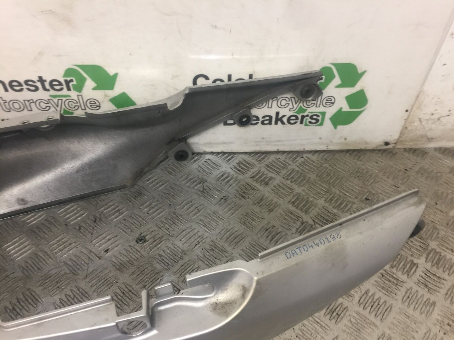 KAWASAKI ZZR1200 ZZR 1200 TAIL PIECE   2002-2005 (STOCK 678)