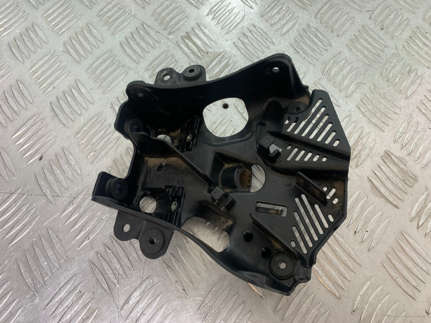 KAWASAKI ZX10R ZX 10R FRAME BRACKET   YEAR 2011-2015 (CMB1154)