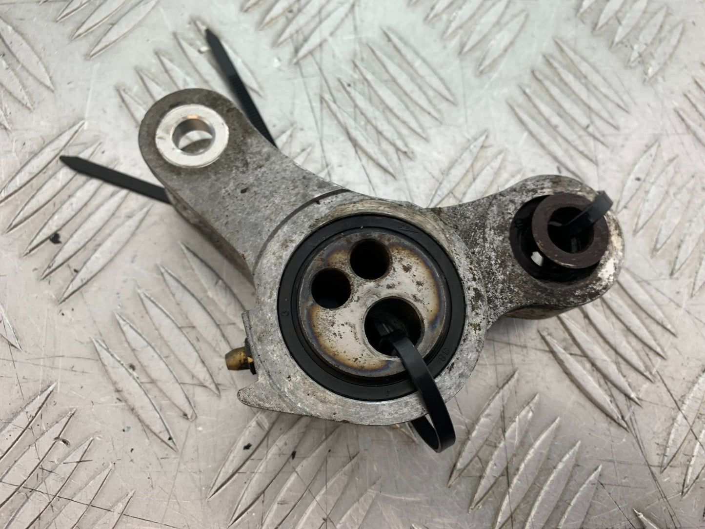 QINGQI QM125 GY-2B REAR SHOCK LINKAGE   YEAR 2016 (CMB1228)