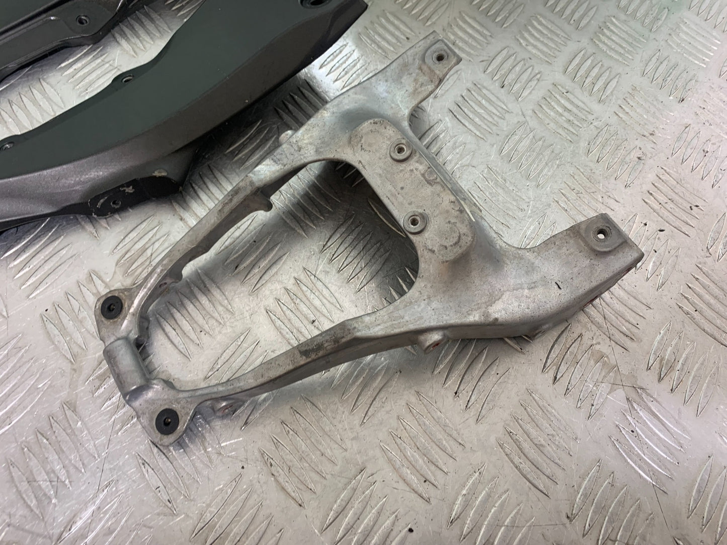 KAWASAKI ZX10R ZX 10R REAR SUBFRAME YEAR 2011-2015 (CMB1154)