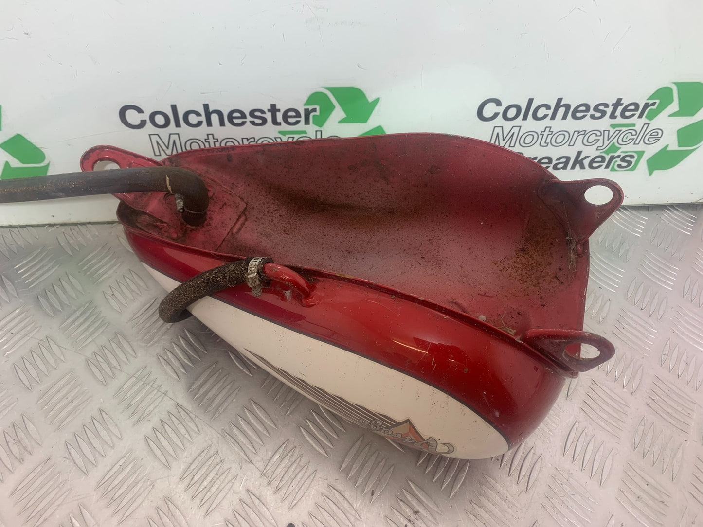 YAMAHA XV535 XV 535 VIRAGO PETROL TANK YEAR 1994-02 (CMB1139)