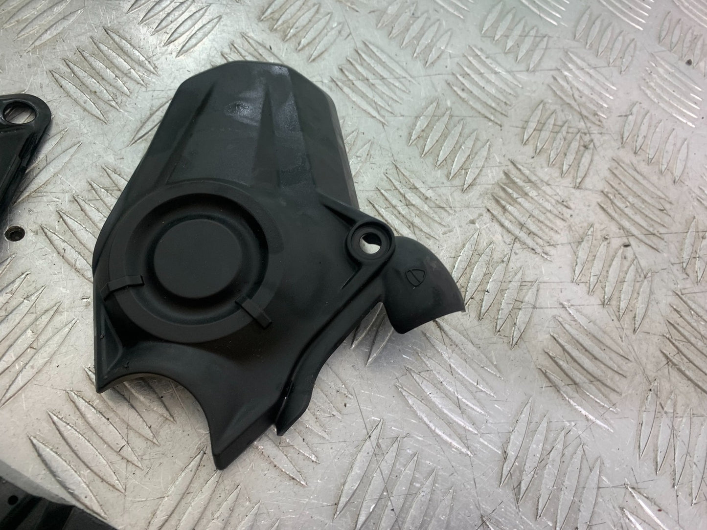 DUCATI 937 MONSTER INFILL PANELS  YEAR 2021-2024 (CMB1270)