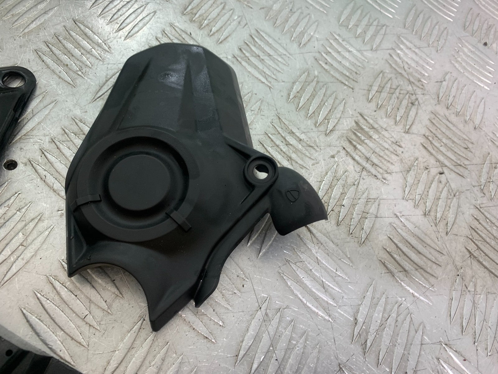 DUCATI 937 MONSTER INFILL PANELS  YEAR 2021-2024 (CMB1270)