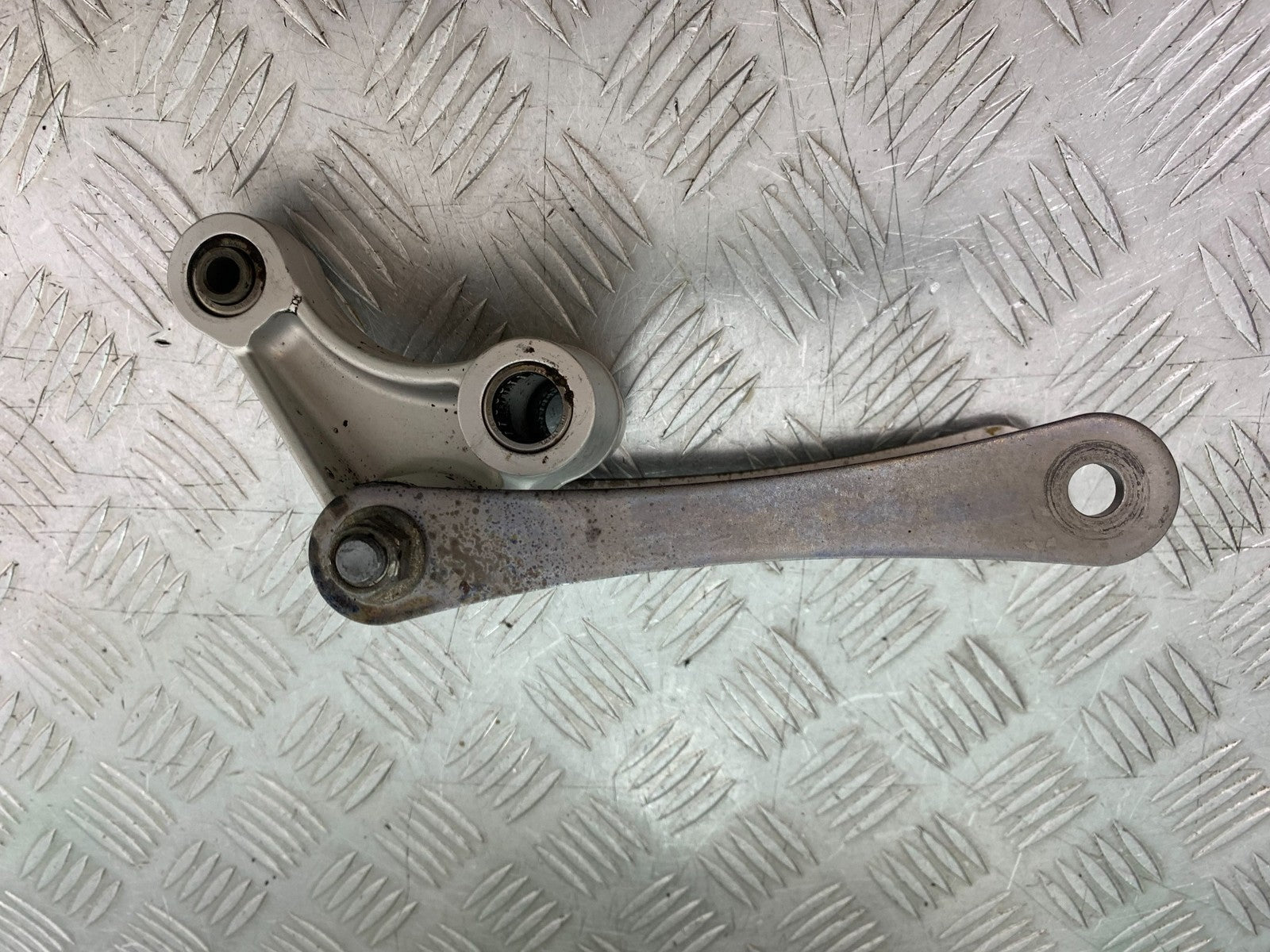 MV AGUSTA 800 F3 REAR SHOCK LINKAGE  YEAR 2017-2019 (CMB1227)