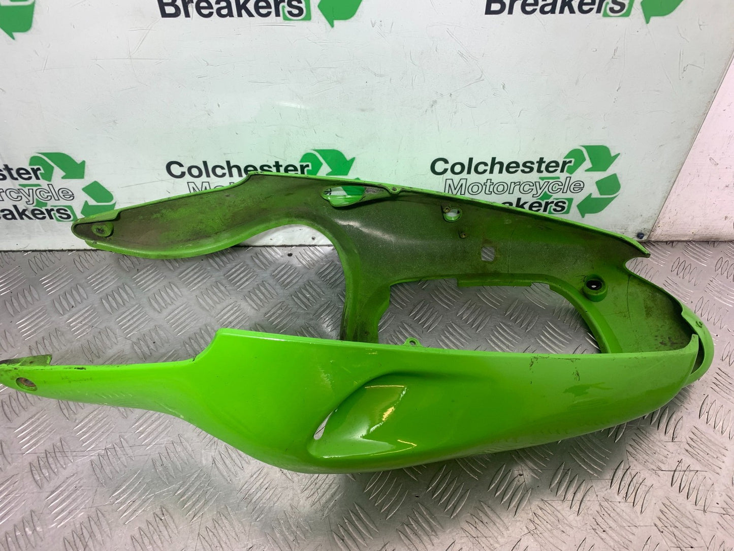 KAWASAKI ZX9R ZX9 C TAIL PIECE SEAT UNIT  YEAR 1998-99 (CMB1213)
