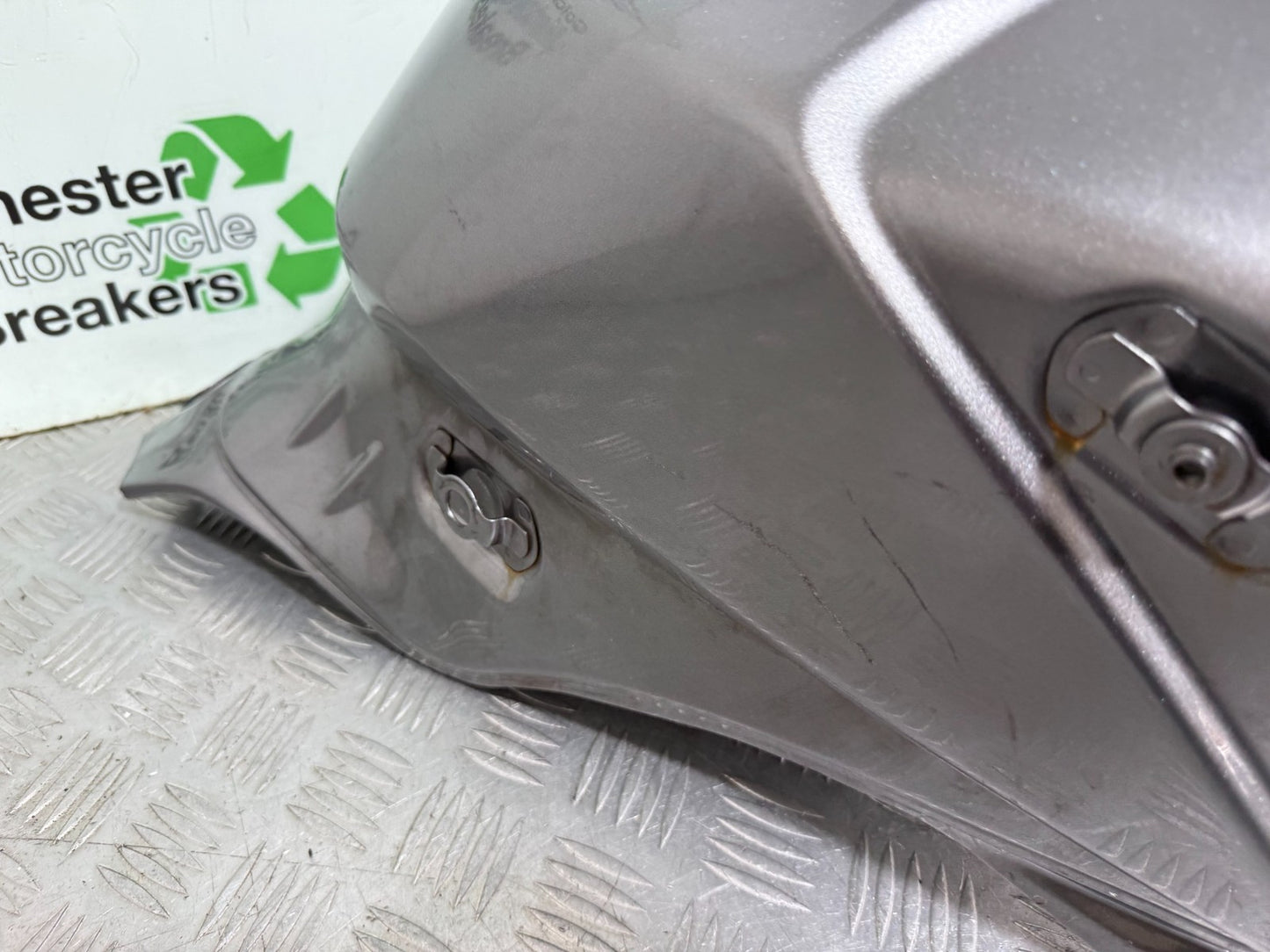 SUZUKI DL1000 DL 1000 V STORM FUEL PETROL TANK YEAR 2002 - 2008