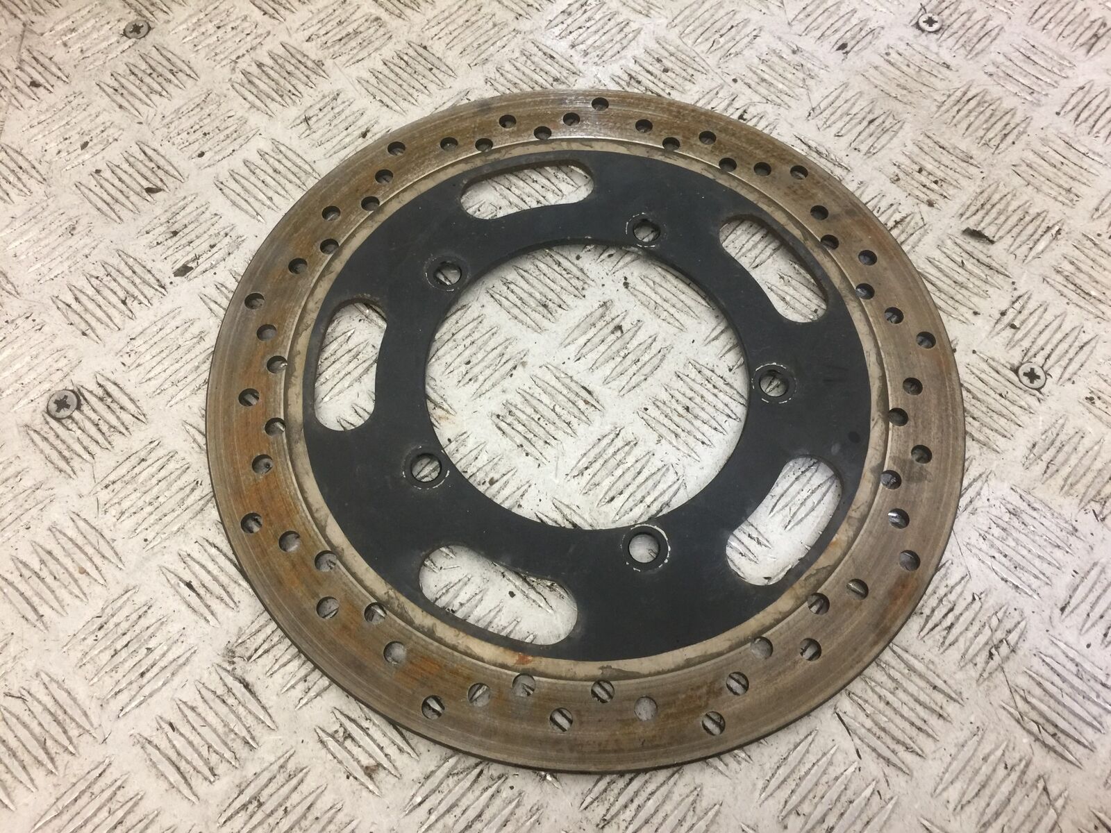 KAWASAKI VN900 VN 900 CUSTOM REAR BRAKE DISC   YEAR 2010 (STOCK 664)